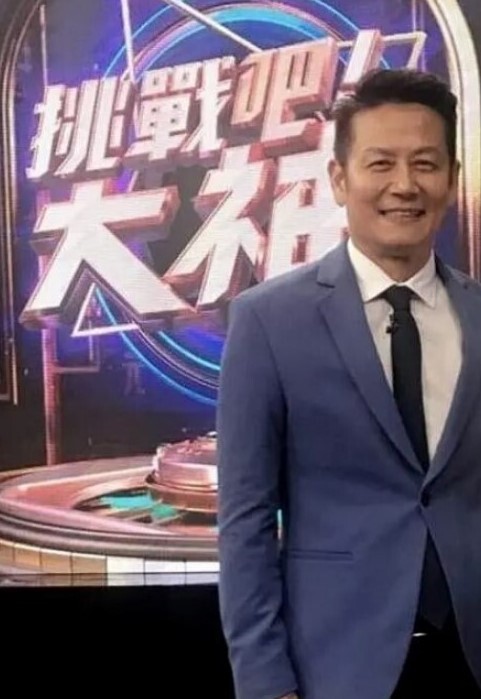 重庆高颜值外唯极品女神曝光，多少男人的白月光却在外唯届玩得风生水起！ - 恋足癖